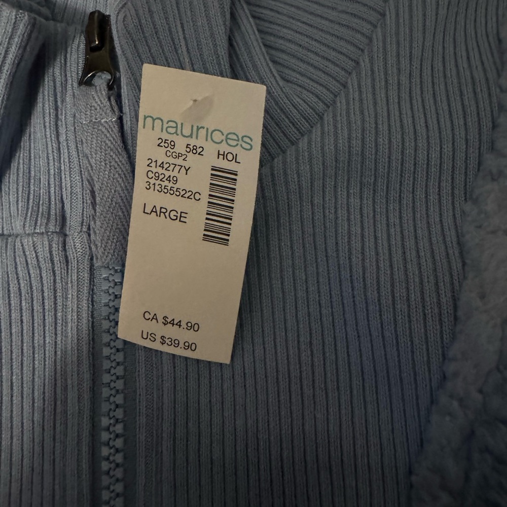 Pullover - Picture 2 of 2
